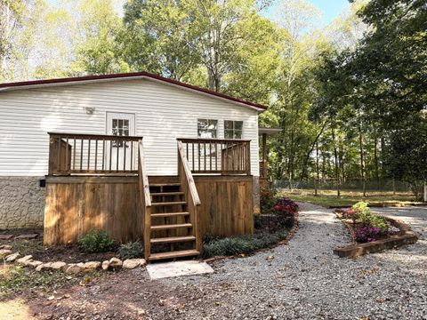 Tiny photo for 12668 Patrick Henry Hwy Hwy, Brookneal, VA 24528 (MLS # 364832)