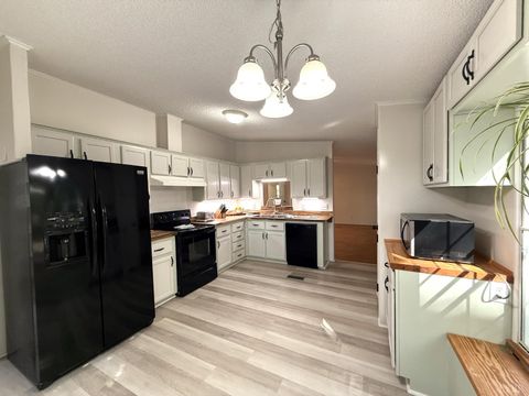 Tiny photo for 12668 Patrick Henry Hwy Hwy, Brookneal, VA 24528 (MLS # 364832)