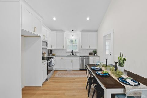 Tiny photo for 615 Stoney Run Rd, Buena Vista, VA 24416 (MLS # 362411)