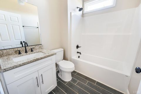 Tiny photo for 682 Cornfield Lane, Appomattox, VA 24522 (MLS # 363822)