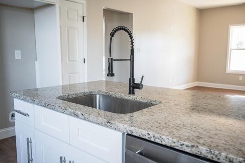 Tiny photo for 682 Cornfield Lane, Appomattox, VA 24522 (MLS # 363822)