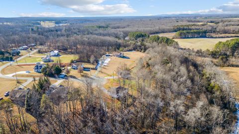 Tiny photo for 682 Cornfield Lane, Appomattox, VA 24522 (MLS # 363822)
