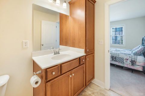 Tiny photo for 122 Colonnade Street, Lynchburg, VA 24502 (MLS # 363048)