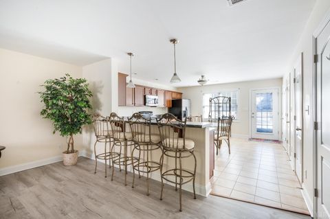 Tiny photo for 122 Colonnade Street, Lynchburg, VA 24502 (MLS # 363048)