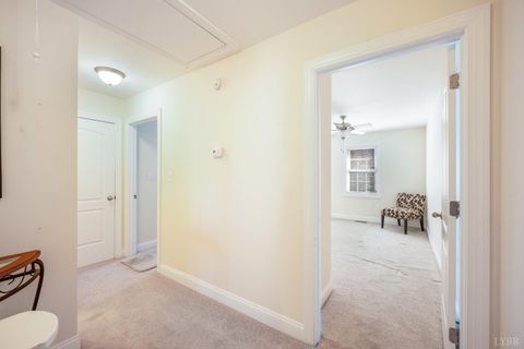 Tiny photo for 122 Colonnade Street, Lynchburg, VA 24502 (MLS # 363048)
