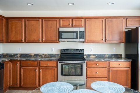 Tiny photo for 122 Colonnade Street, Lynchburg, VA 24502 (MLS # 363048)