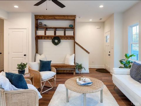 Tiny photo for 110 Aaron Place Pl #613, Lynchburg, VA 24502 (MLS # 363176)