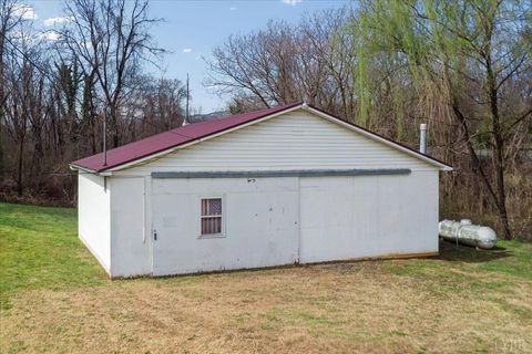 Tiny photo for 1332 Goose Creek Valley Road, Montvale, VA 24122 (MLS # 365390)