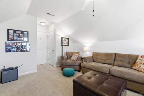 Tiny photo for 45 Garnett Court, Evington, VA 24550 (MLS # 364682)