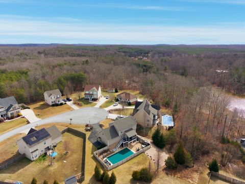 Tiny photo for 45 Garnett Court, Evington, VA 24550 (MLS # 364682)