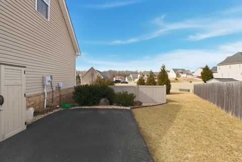 Tiny photo for 45 Garnett Court, Evington, VA 24550 (MLS # 364682)