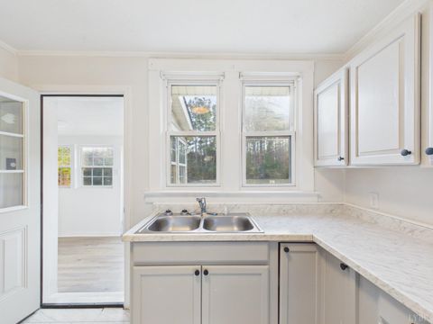 Tiny photo for 469 Confederate Boulevard, Appomattox, VA 24522 (MLS # 364146)