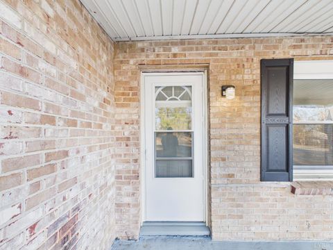 Tiny photo for 469 Confederate Boulevard, Appomattox, VA 24522 (MLS # 364146)