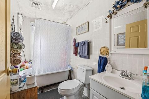 Tiny photo for 1300 16th Street, Lynchburg, VA 24504 (MLS # 364001)