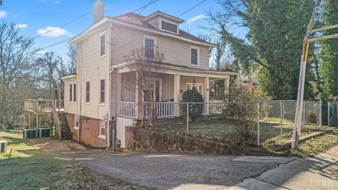 Tiny photo for 1300 16th Street, Lynchburg, VA 24504 (MLS # 364001)