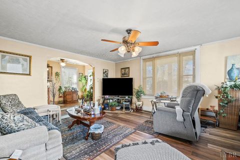 Tiny photo for 1300 16th Street, Lynchburg, VA 24504 (MLS # 364001)