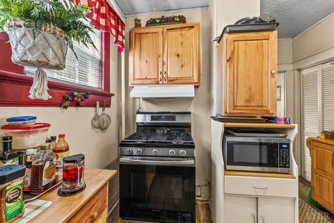 Tiny photo for 1300 16th Street, Lynchburg, VA 24504 (MLS # 364001)