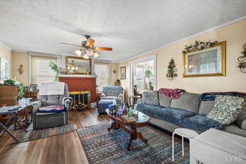 Tiny photo for 1300 16th Street, Lynchburg, VA 24504 (MLS # 364001)