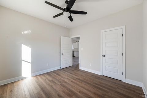 Tiny photo for 10494 Leesville Road, Lynch Station, VA 24571 (MLS # 363037)