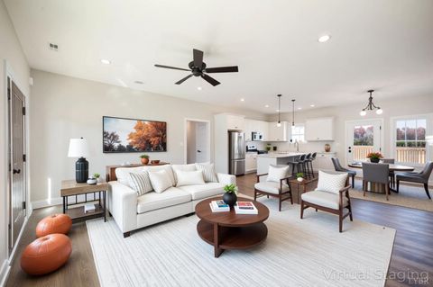 Tiny photo for 10494 Leesville Road, Lynch Station, VA 24571 (MLS # 363037)