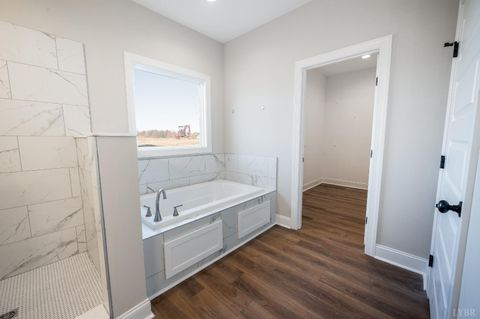 Tiny photo for 10494 Leesville Road, Lynch Station, VA 24571 (MLS # 363037)