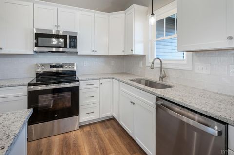 Tiny photo for 10494 Leesville Road, Lynch Station, VA 24571 (MLS # 363037)