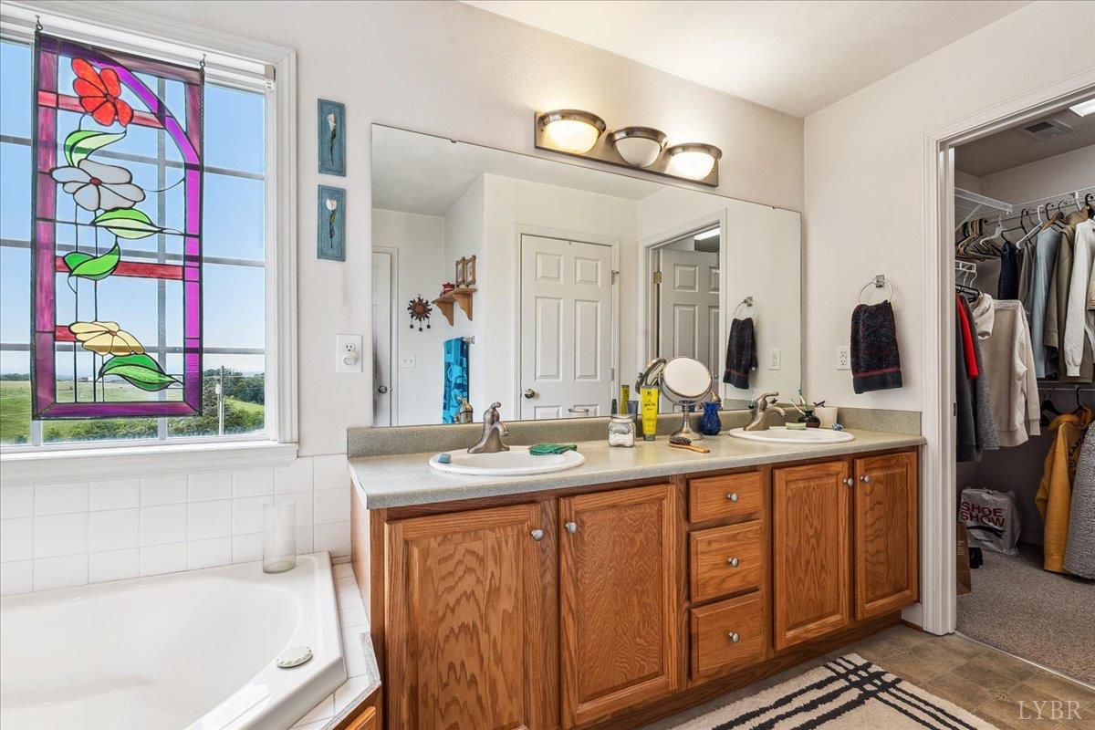 1064 Savanna Hills Dr, Moneta, Virginia image 40