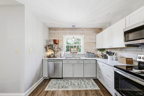 Tiny photo for 1271 Church Street, Appomattox, VA 24522 (MLS # 366361)
