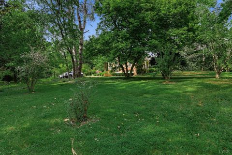 Tiny photo for 1271 Church Street, Appomattox, VA 24522 (MLS # 366361)