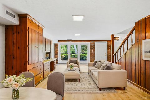 Tiny photo for 1271 Church Street, Appomattox, VA 24522 (MLS # 366361)