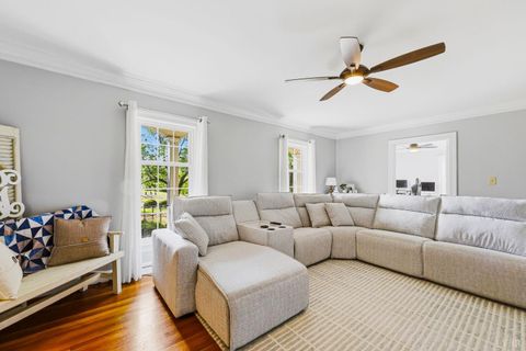 Tiny photo for 1271 Church Street, Appomattox, VA 24522 (MLS # 366361)