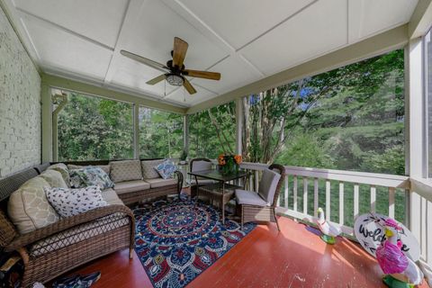 Tiny photo for 1271 Church Street, Appomattox, VA 24522 (MLS # 366361)