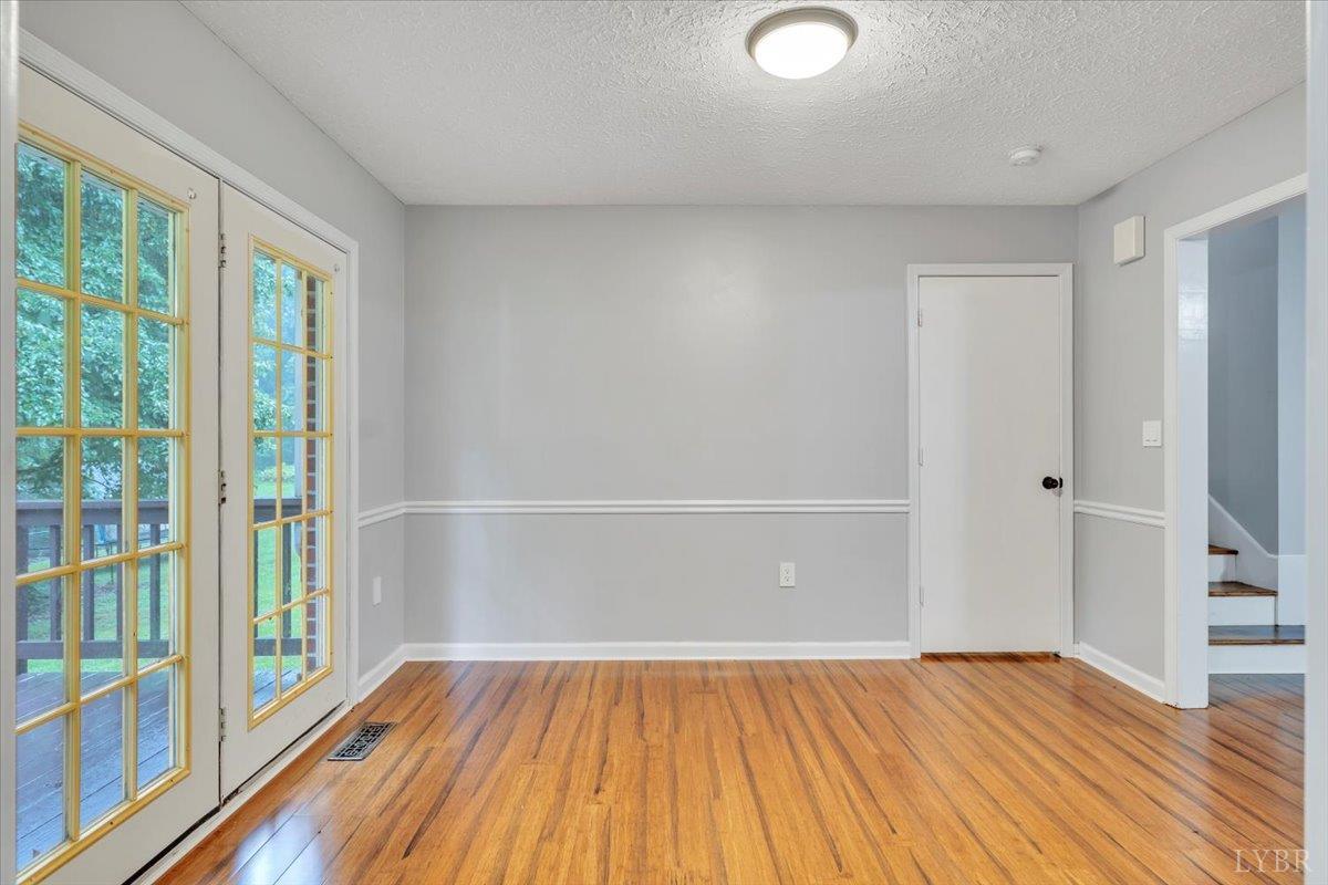 Lynchburg, Virginia 24503, United States, 3 Bedrooms Bedrooms, ,2 BathroomsBathrooms,Residential,Active,176433