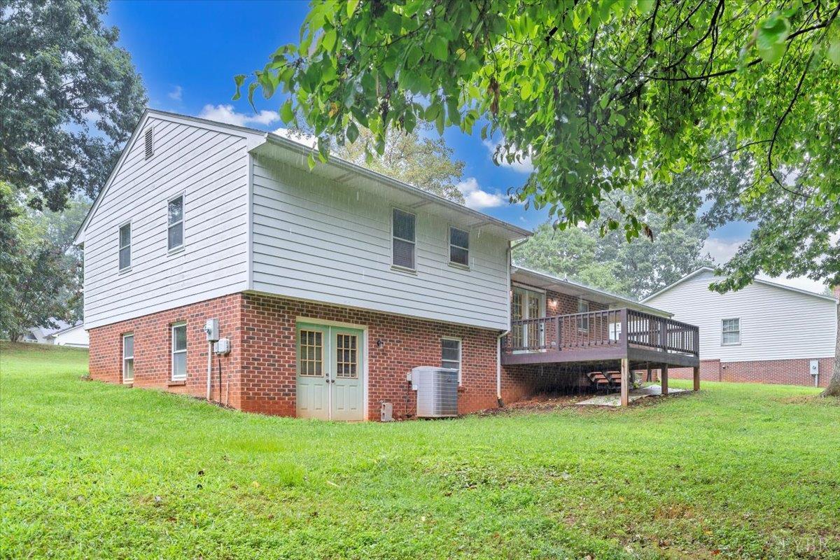 Lynchburg, Virginia 24503, United States, 3 Bedrooms Bedrooms, ,2 BathroomsBathrooms,Residential,Active,176433