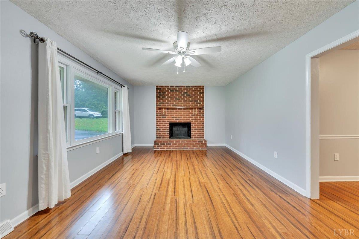 Lynchburg, Virginia 24503, United States, 3 Bedrooms Bedrooms, ,2 BathroomsBathrooms,Residential,Active,176433