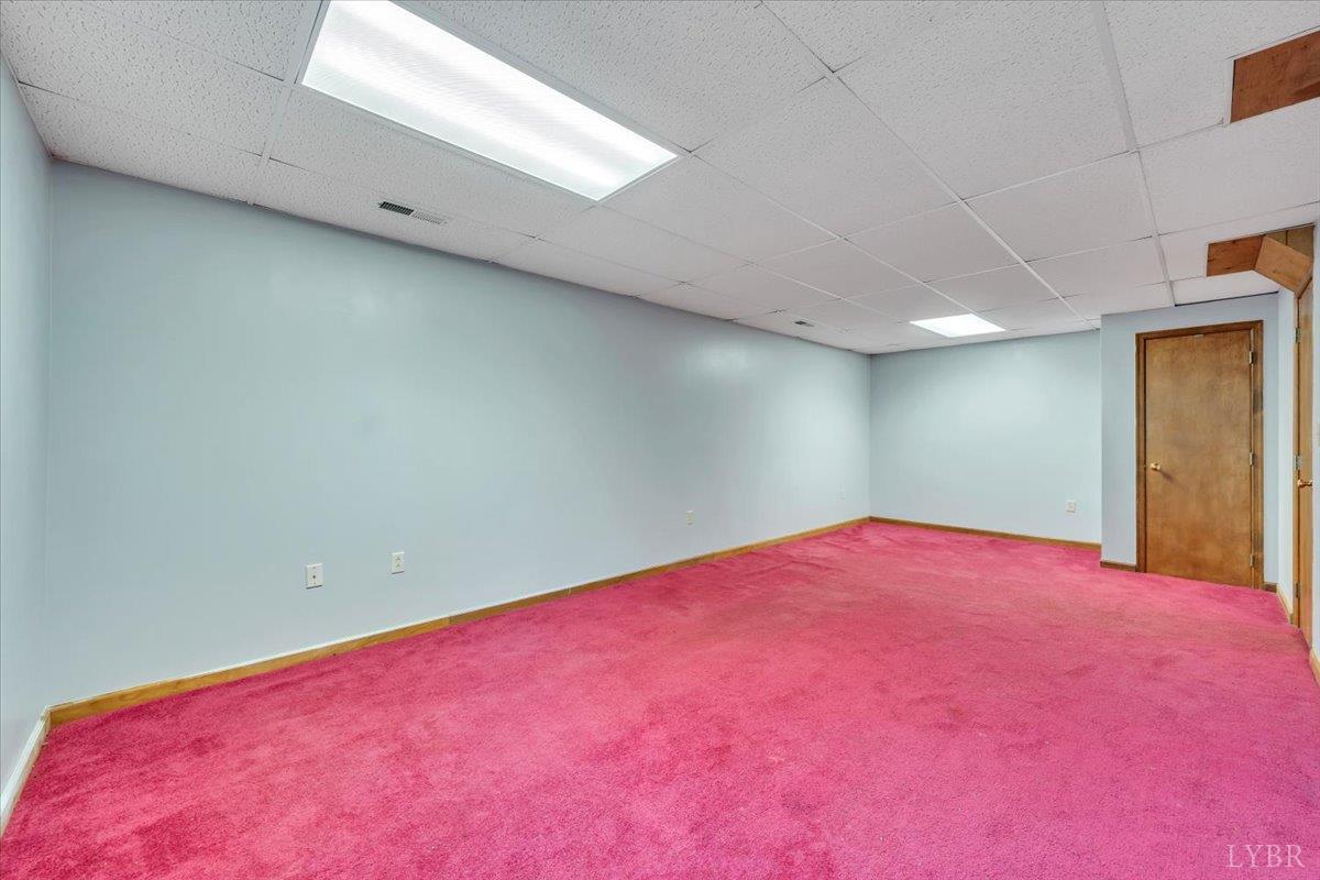 Lynchburg, Virginia 24503, United States, 3 Bedrooms Bedrooms, ,2 BathroomsBathrooms,Residential,Active,176433