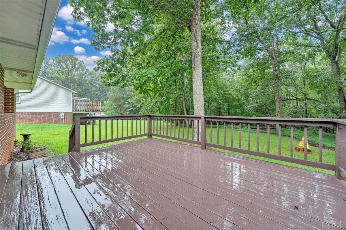 Lynchburg, Virginia 24503, United States, 3 Bedrooms Bedrooms, ,2 BathroomsBathrooms,Residential,Active,176433