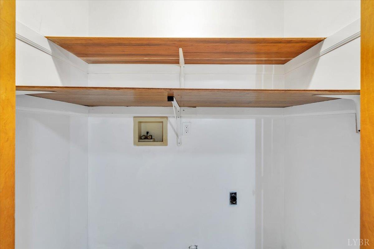 Lynchburg, Virginia 24503, United States, 3 Bedrooms Bedrooms, ,2 BathroomsBathrooms,Residential,Active,176433