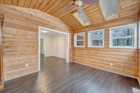 Tiny photo for 1261 Bear Creek Loop Loop, Bedford, VA 24523 (MLS # 363491)