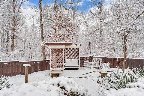 Tiny photo for 1261 Bear Creek Loop Loop, Bedford, VA 24523 (MLS # 363491)