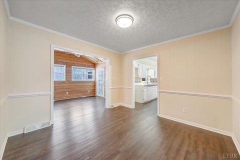 Tiny photo for 1261 Bear Creek Loop Loop, Bedford, VA 24523 (MLS # 363491)