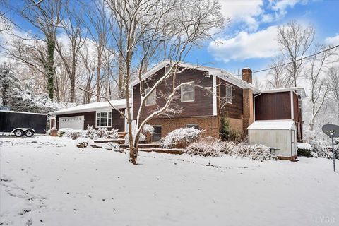 Tiny photo for 1261 Bear Creek Loop Loop, Bedford, VA 24523 (MLS # 363491)