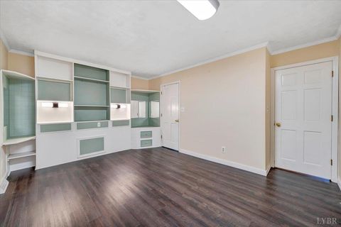 Tiny photo for 1261 Bear Creek Loop Loop, Bedford, VA 24523 (MLS # 363491)