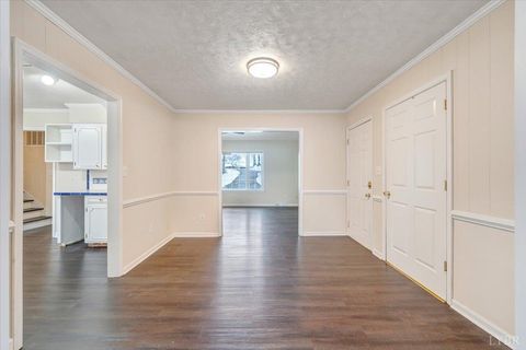 Tiny photo for 1261 Bear Creek Loop Loop, Bedford, VA 24523 (MLS # 363491)