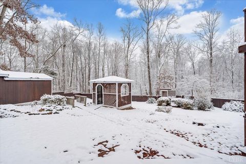 Tiny photo for 1261 Bear Creek Loop Loop, Bedford, VA 24523 (MLS # 363491)