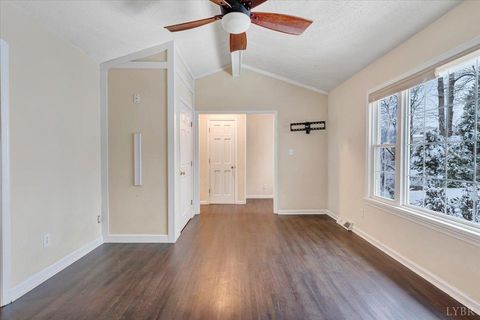 Tiny photo for 1261 Bear Creek Loop Loop, Bedford, VA 24523 (MLS # 363491)