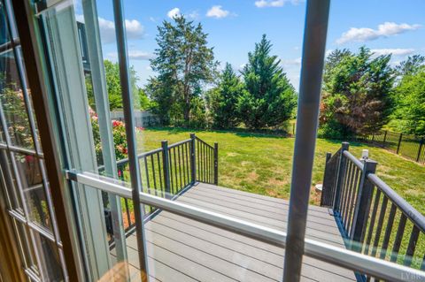 Tiny photo for 1169 Woods End Lane, Forest, VA 24551 (MLS # 366754)