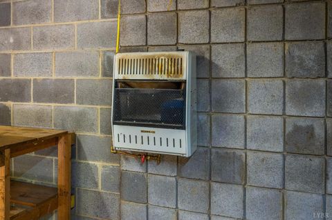 Tiny photo for 3882 Rocky Mountain Road, Forest, VA 24551 (MLS # 365927)