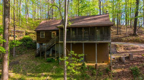 Tiny photo for 3882 Rocky Mountain Road, Forest, VA 24551 (MLS # 365927)