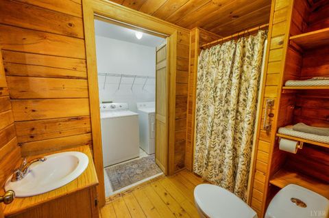 Tiny photo for 3882 Rocky Mountain Road, Forest, VA 24551 (MLS # 365927)